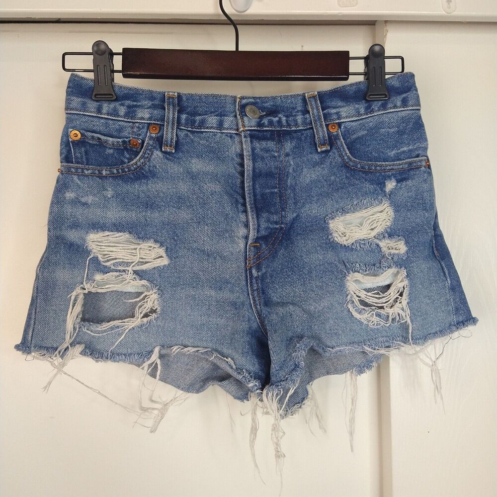 Levi's Premium Wedgie Short Cut Off Denim Shorts Womens Size 26 Blue Button Fly
